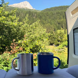 Melamin Geschirr Set Braun für 4 Personen - 16 Teile mit Edelstahl Thermo Tassen Steingutoptik Spülmaschinengeeignet Essgeschirr Zubehör Campinggeschirr Wohnwagen Camping Festival Picknick Gartenparty