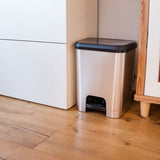 Mülleimer Treteimer 20 Liter eckig 31x28x40cm Kunststoff - Pedal zum Öffnen und Schliessen - Küche Pedaleimer Papierkorb Eimer Abfalleimer Abfallbehälter Mülltonne Müll Mistkübel